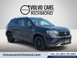 Used 2022 Volkswagen Taos SE image 1