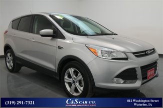 Used 2015 Ford Escape SE image 1