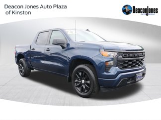 Used 2022 Chevrolet Silverado 1500 Custom image 1