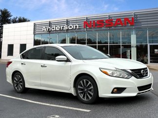 Used 2016 Nissan Altima 2.5 SL w/ 2.5 Technology Package image 1