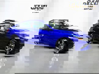 New 2025 Hyundai Elantra SEL image 1