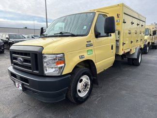 Used 2022 Ford E-450 and Econoline 450 Super Duty image 1