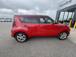 Used 2016 Kia Soul ! image 1