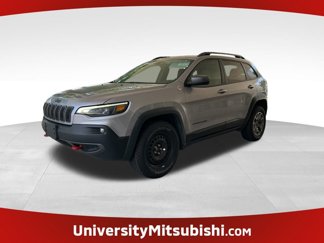 Used 2020 Jeep Cherokee Trailhawk image 1