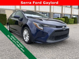 Used 2020 Toyota Corolla LE image 1
