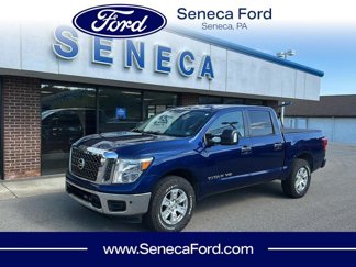 Used 2018 Nissan Titan SV image 1