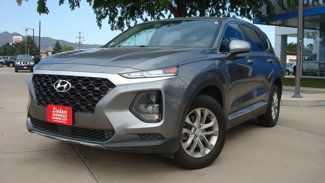 Used 2019 Hyundai Santa Fe SE image 1