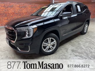 Used 2022 GMC Terrain SLE w/ Driver Convenience Package image 1
