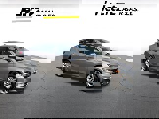 Used 2023 Chevrolet Malibu LT image 1