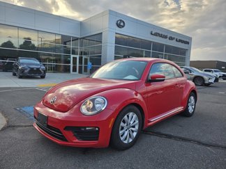 Used 2019 Volkswagen Beetle 2.0T S image 1