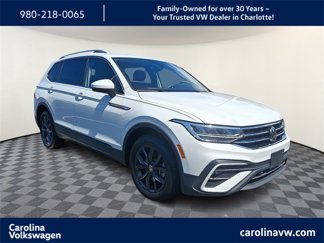 Certified 2024 Volkswagen Tiguan SE image 1