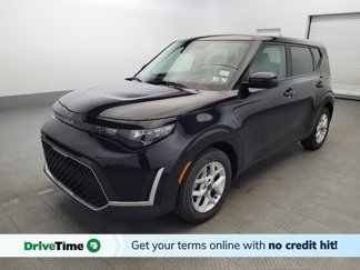 Used 2023 Kia Soul LX w/ LX Technology Package image 1