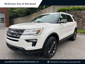 Used 2018 Ford Explorer XLT image 1