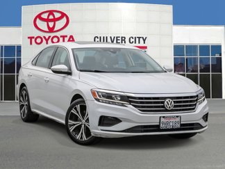 Used 2021 Volkswagen Passat 2.0T SE image 1