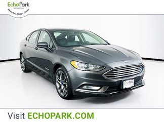 Used 2017 Ford Fusion SE w/ Equipment Group 601A image 1