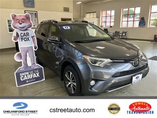 Used 2017 Toyota RAV4 XLE image 1