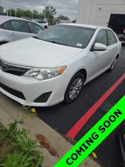 Used 2012 Toyota Camry LE image 1