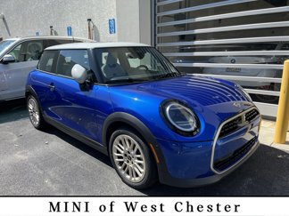 Used 2025 MINI Cooper 2-Door Hardtop image 1