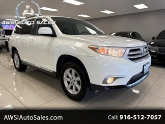 Used 2013 Toyota Highlander FWD image 1