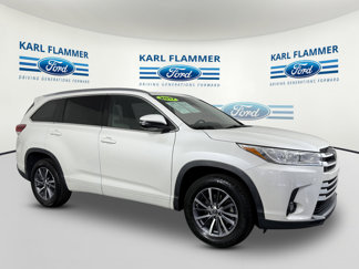 Used 2017 Toyota Highlander XLE image 1