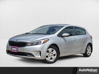Used 2017 Kia Forte LX video 1