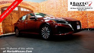 Certified 2023 Nissan Altima 2.5 SV image 1