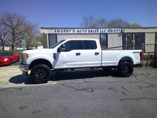 Used 2017 Ford F250 XLT image 1