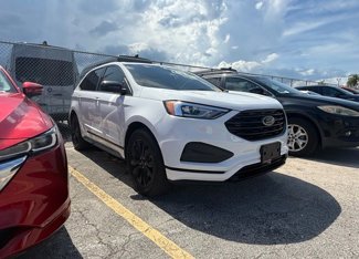Used 2022 Ford Edge SE w/ Black Appearance Package image 1