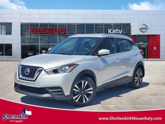 Used 2019 Nissan Kicks SV image 1