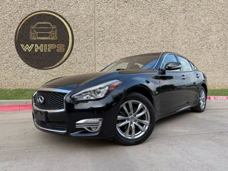 Used 2015 INFINITI Q70 3.7 image 1