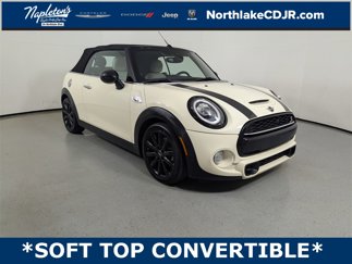 Used 2019 MINI Cooper S image 1