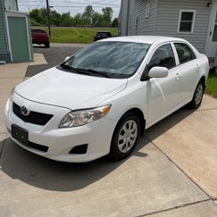 Used 2010 Toyota Corolla image 1
