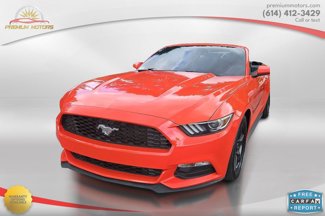 Used 2016 Ford Mustang Convertible image 1