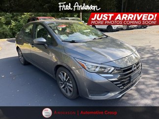 Used 2023 Nissan Versa SV image 1