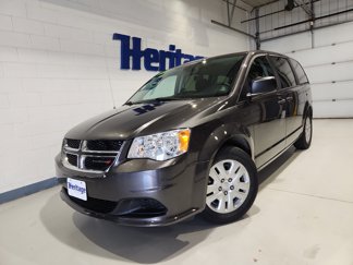 Used 2020 Dodge Grand Caravan SE image 1