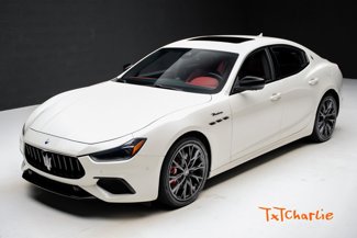 Used 2022 Maserati Ghibli Modena image 1