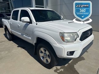 Used 2013 Toyota Tacoma PreRunner image 1