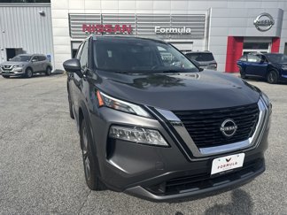 Used 2023 Nissan Rogue SL image 1
