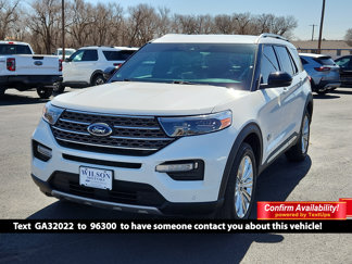 Used 2022 Ford Explorer King Ranch image 1