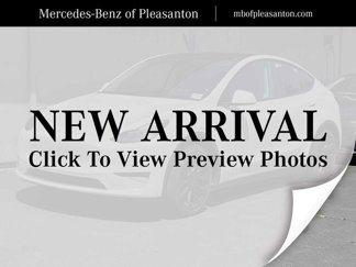 Used 2022 Tesla Model Y Long Range image 1