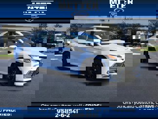 Used 2022 Toyota Camry LE image 1