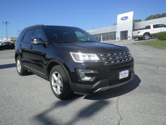 Used 2017 Ford Explorer XLT w/ Equipment Group 202A image 1