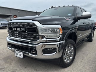 Used 2022 RAM 2500 Limited w/ Towing Technology Group image 1