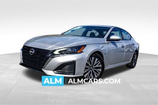 Used 2023 Nissan Altima 2.5 SV image 1