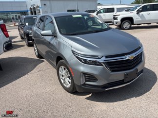 Used 2023 Chevrolet Equinox LT image 1
