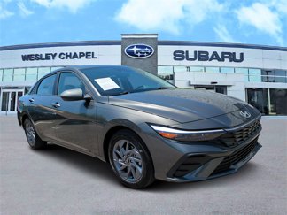 Used 2024 Hyundai Elantra SEL image 1