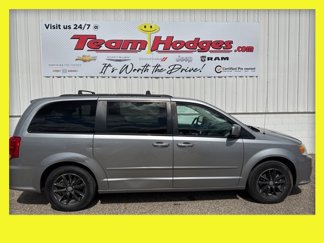 Used 2014 Dodge Grand Caravan SXT image 1