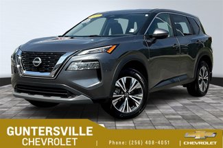 Used 2022 Nissan Rogue SV image 1