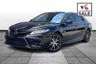 Used 2021 Toyota Camry SE image 1