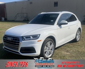 Used 2018 Audi Q5 2.0T Premium Plus w/ Premium Plus Package image 1